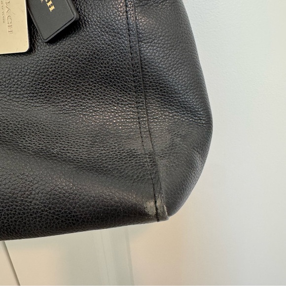 Coach Swagger Carryall - Picture 4 of 15